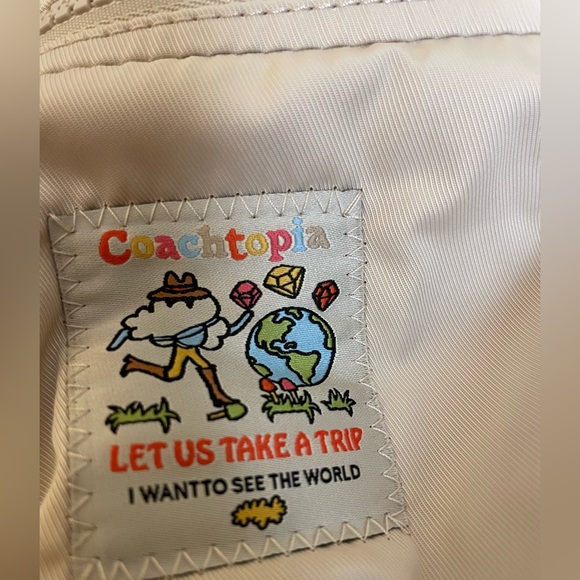 Coach Coachtopia Mini Loop Backpack in white/cloud - Picture 2 of 16